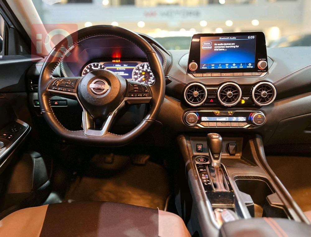 نيسان سنترا